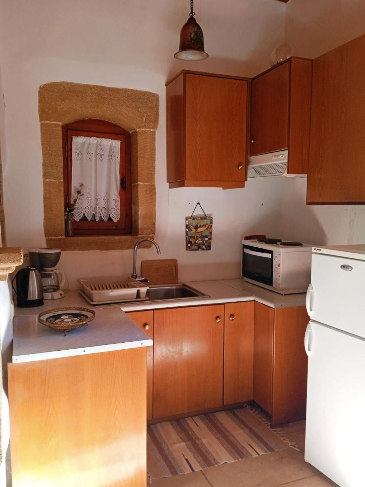 Patriko Traditional Stone Houses Vafes Bagian luar foto